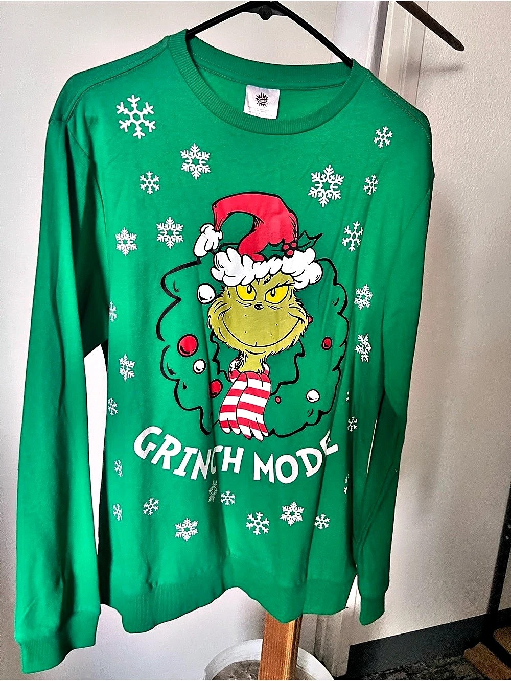 The Grinch Christmas Graphic Sweatshirt Green Grinch Graphic Size Medium